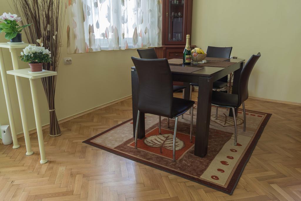 Sea Garden Plaza Apartment Burgas Quarto foto